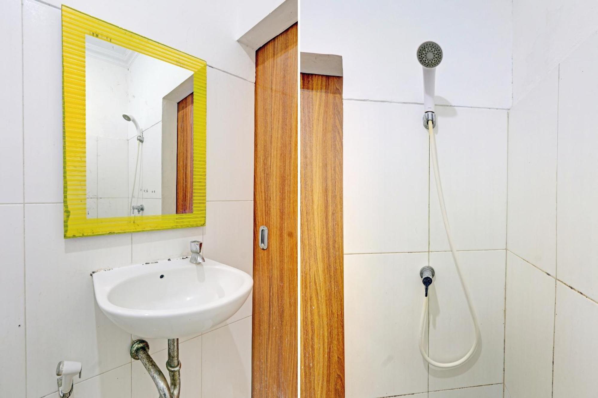 Super Oyo 90426 Near Mall Ciputra 2 Semarang Ngoại thất bức ảnh